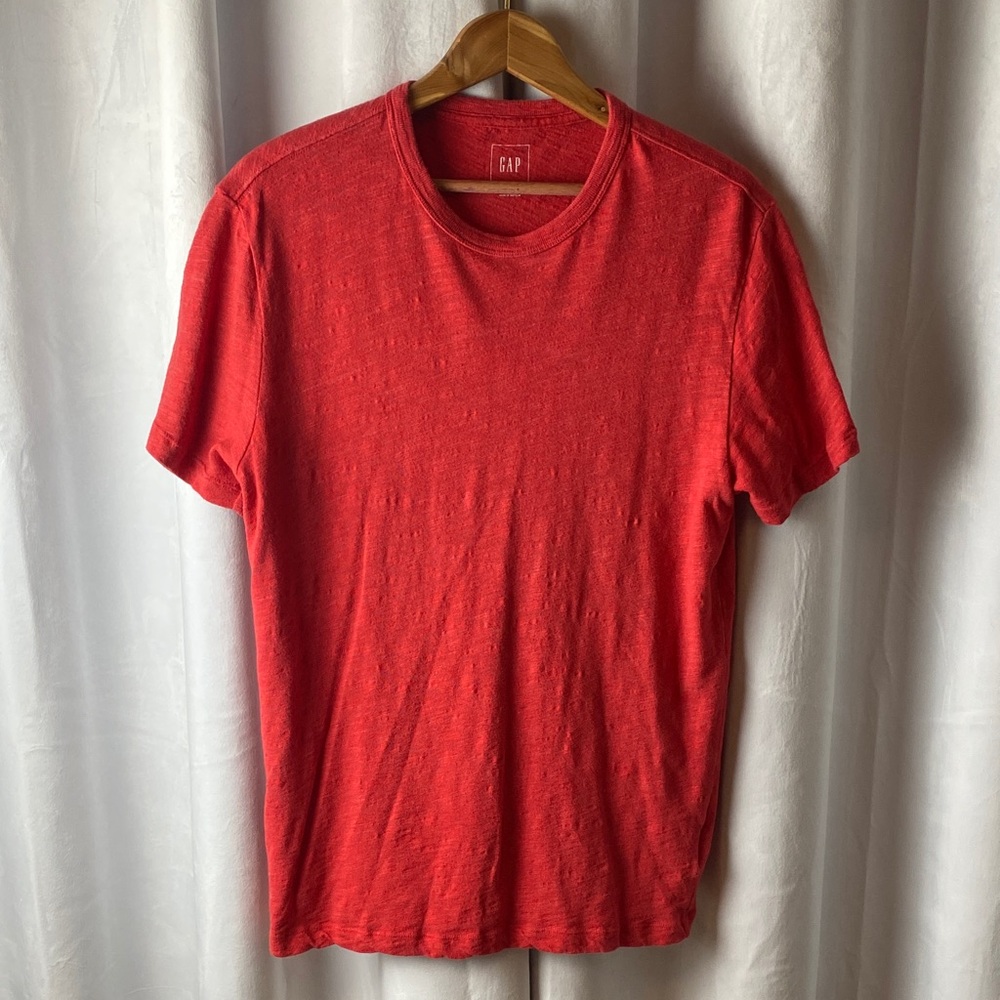 GAP Men's Bright Red Short Sleeve Tee
